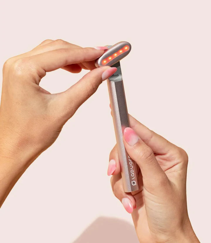 عصا لومورا للعناية بالبشرة 4 في 1 بتقنية الضوء الأحمر